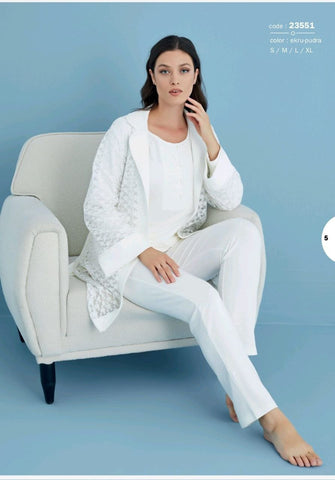 Women's cotton pajamas and robe with a soft texture 23551