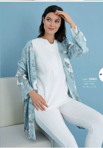 Women's cotton pajamas and robe with a soft texture 23563