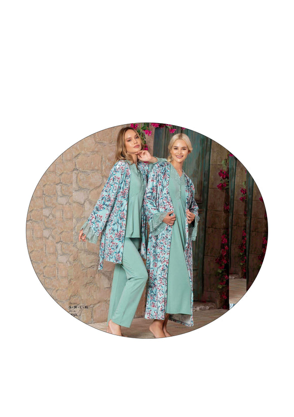 WOMEN&#39;S CLOTHING