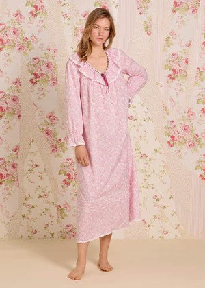 The "Clara" Cameo Garden Cotton Lawn Nightdress 5620126-154