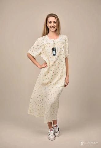 Light pure cotton half-sleeve dress with lace and front buttons 25-01-A-3