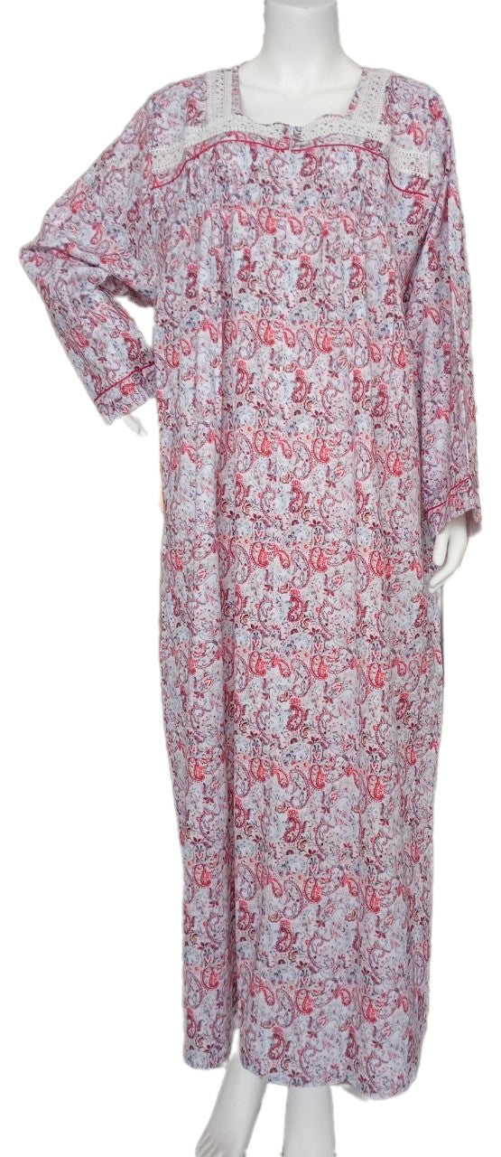 Long-sleeved dress in lightweight pure cotton with lace and front buttons 25-08-B-3