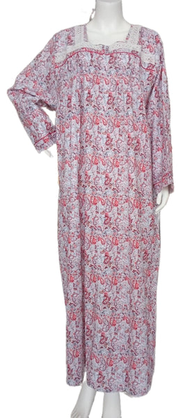 Long-sleeved dress in lightweight pure cotton with lace and front buttons 25-08-B-3