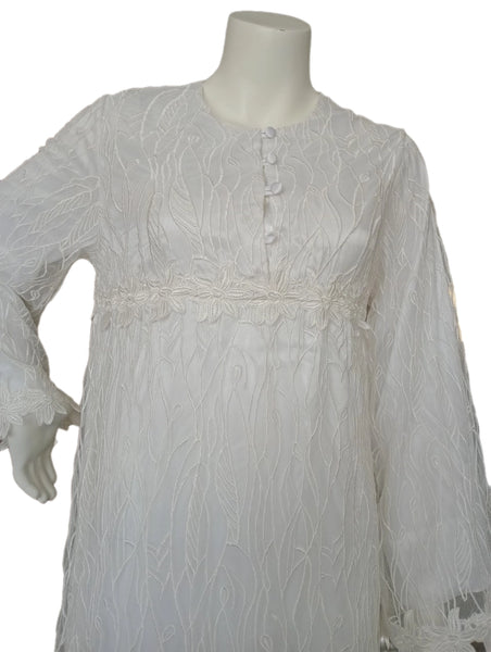 Ivory double reception piece containing an inner piece of soft silk, and an outer piece of perforated chiffon 60176-L