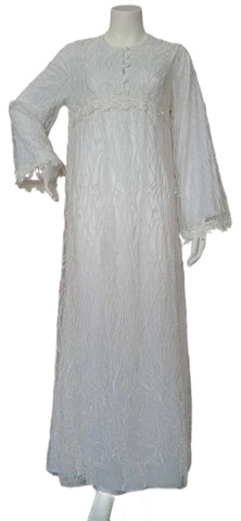 Ivory double reception piece containing an inner piece of soft silk, and an outer piece of perforated chiffon 60176-L