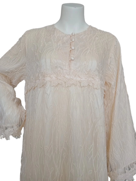 Beige double reception piece containing an inner piece of soft silk, and an outer piece of perforated chiffon 60176-L