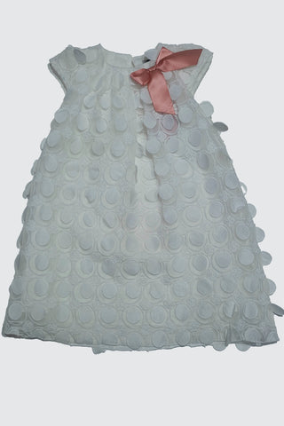 White dress with outer circular rings 7822