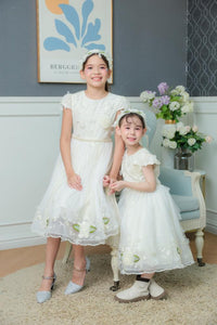 Luxurious and distinctive evening dress for children - Model 1508062