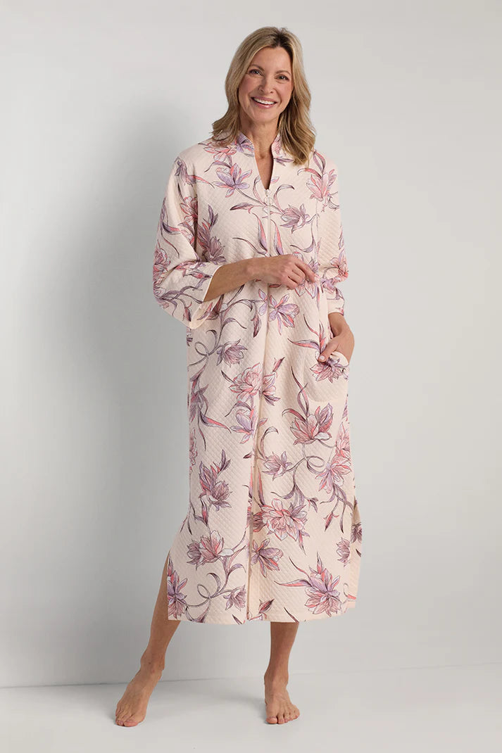 Quilt-In-Knit Long Robe864865