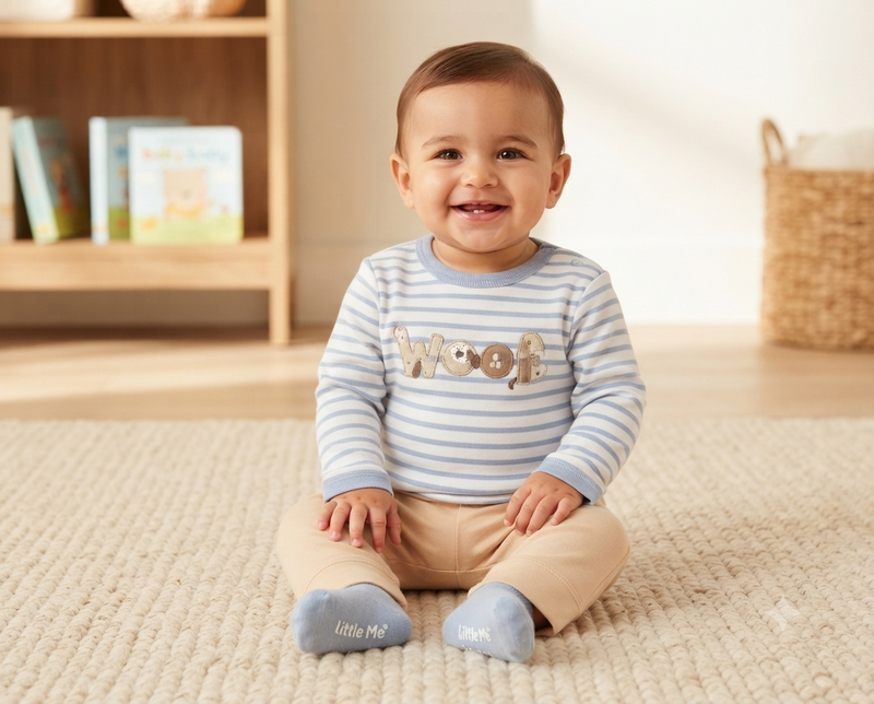 Make your child steal the show with an irresistible look with this wonderful and comfortable set from "Little Me"! 17024