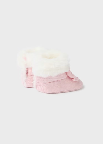 Tricot boot with newborn hair Ref.  13-09686-072