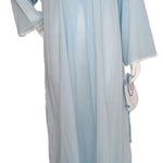 Long-sleeved nursing bra made of soft cotton.