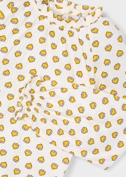 SET Girl Flowers Applique Knit Sweater / T-Shirt/Pants Ref. 15-4308-91/4003-49/4575-73