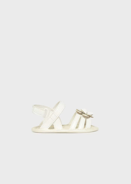 Newborn Sandals with Flower Ref. 25-9904-023