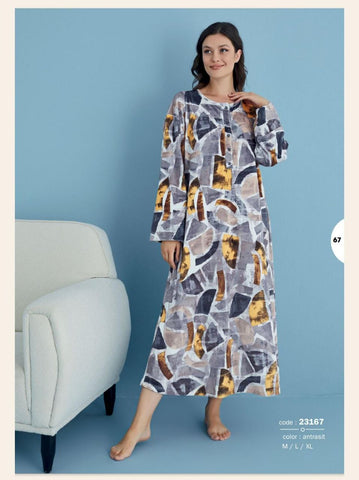 Women's velvet dress with long sleeves 23167