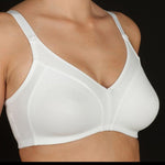 "CARICIA" BRA (C)