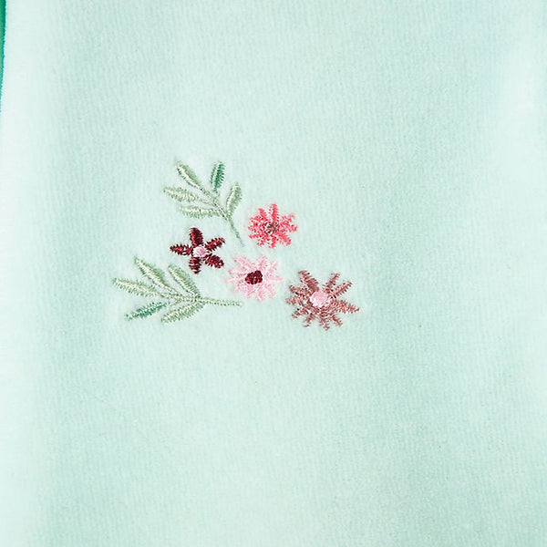 زهرة فيلور فوتي في أكوا 11229