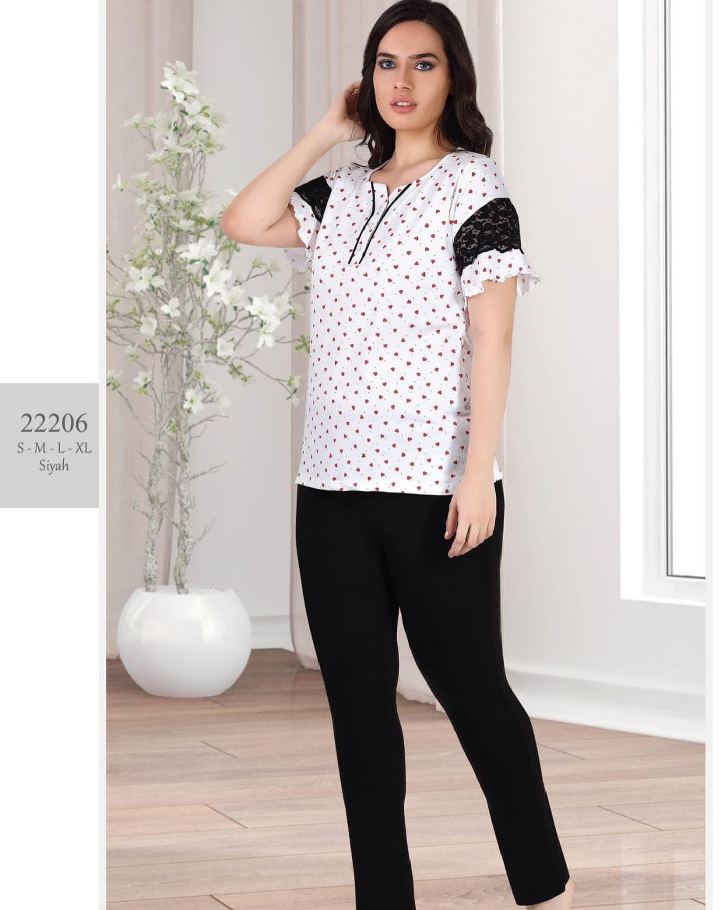 two-piece cotton pajama from the Turkish brand Tuba 22206