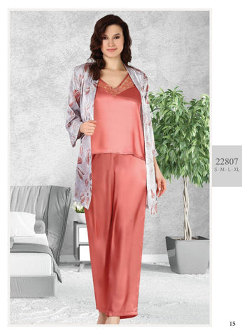 Three-piece satin pajama from the Turkish brand Tuba 22807