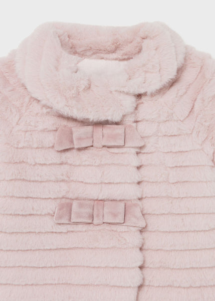 Newborn fur coat for girl Art. 11-02404-075