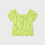 Short-sleeved blouse with embroidered motifs for girls Art. 23-03139-073