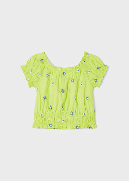 Short-sleeved blouse with embroidered motifs for girls Art. 23-03139-073