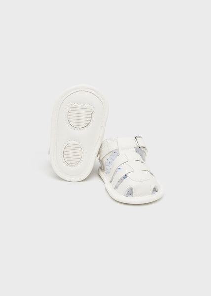 Buckle sandals for newborns Art. 23-09624-015