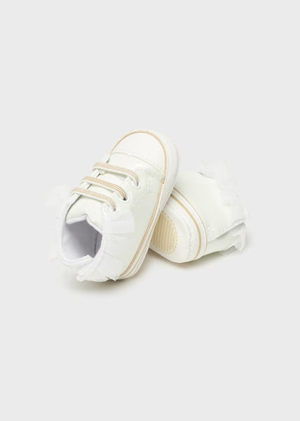 Ruffled sneakers for newborn Art. 23-09632-084