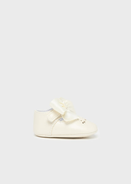 Newborn mary janes hot sale