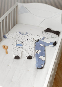 Set 2 knitted pajamas with newborn boy bib Art. 11-02686-048